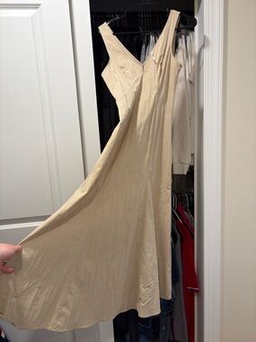 Anthropologie Cream V-Neck Maxi Sun Dress Size 2